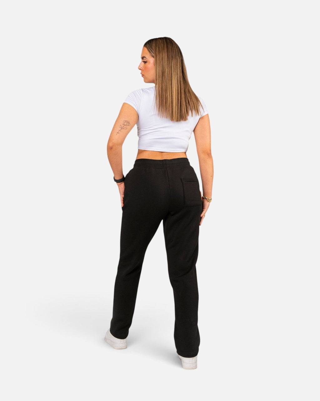 Tobe Hose Studio Damen-Jogginghose in Schwarz mit geradem Bein, Gesäßtasche und weichem Innenfutter