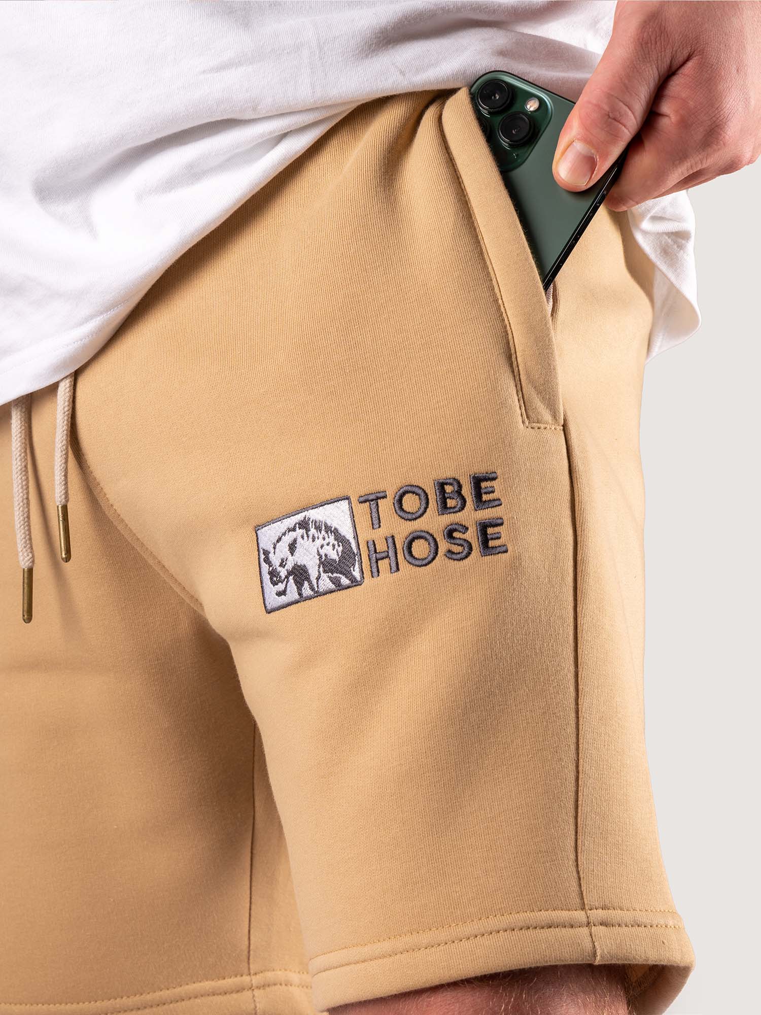 Tobe Hose | Kurz - mittelscharf