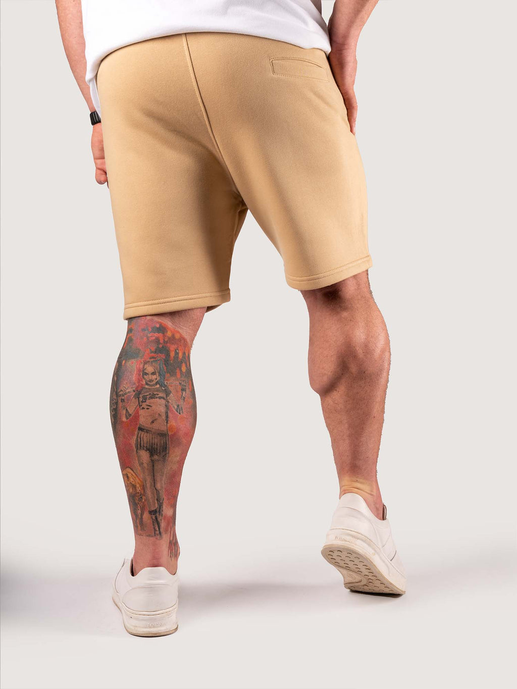 Tobe Hose | Kurz - mittelscharf